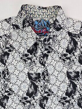 Robert Graham Classic Fit Black White Skull Pattern Men Size Medium Short Sleeve